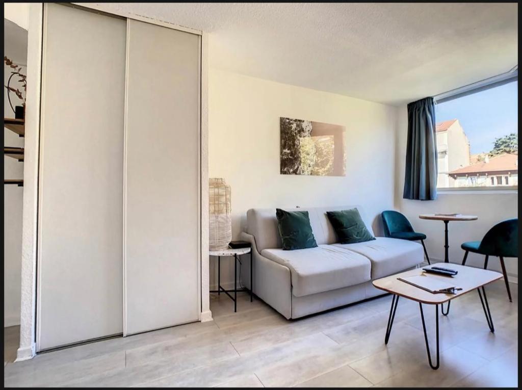 Studio Contemporain Avec Piscine Proche De La Mer 칸느 외부 사진